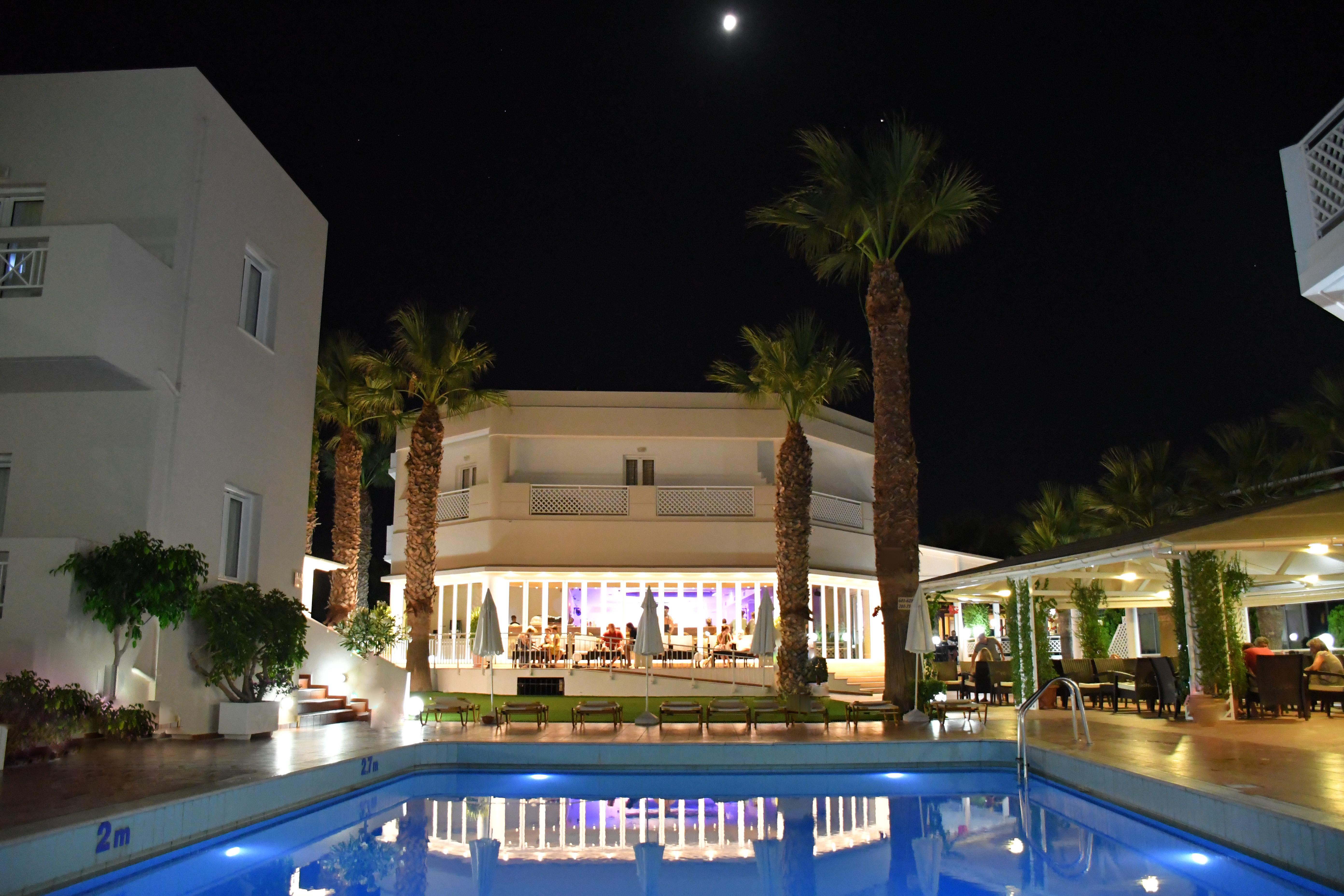 Magda Hotel Club Гувес Екстериор снимка