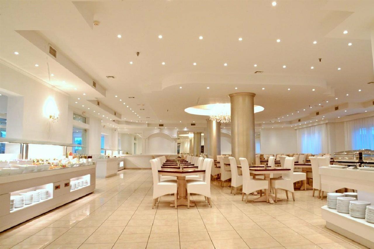 Magda Hotel Club Гувес Екстериор снимка